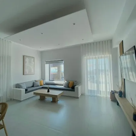 Gbr 2 - Golden Residences Villa Chrisi Akti (Paros)