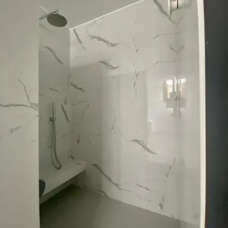 Gbr 2 - Golden Residences Villa *