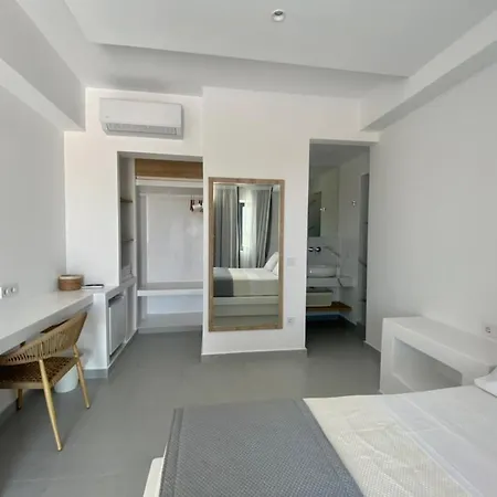 Gbr 2 - Golden Residences * Chrisi Akti (Paros)
